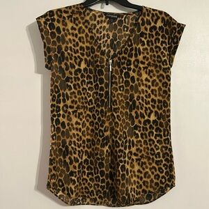 Express size XS leopard animal print cap sleeve top